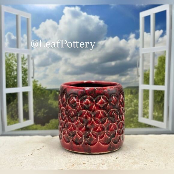 Textured (SM)  Red/Black Ceramic Planter without drainage hole - Picture 2 of 9